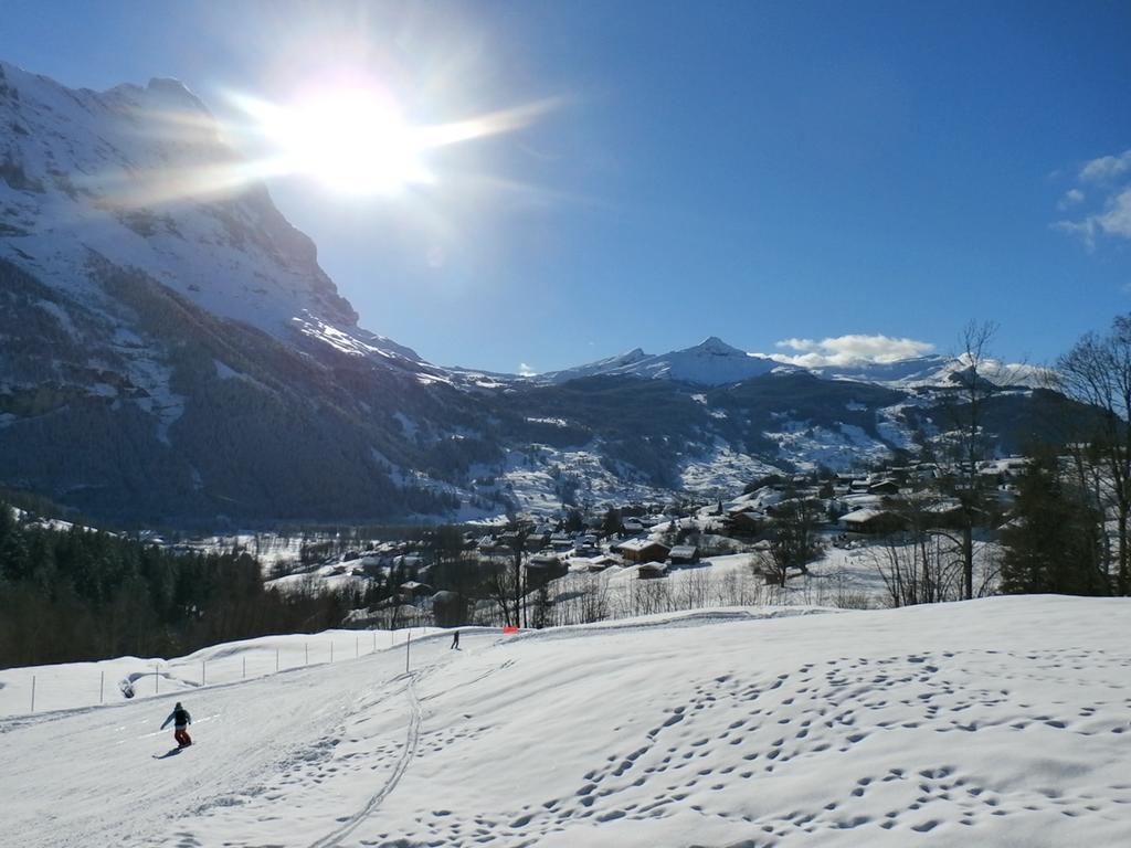 Casa Almis, * Grindelwald